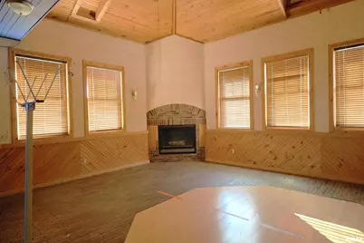 1001 E Main Street, Salem, IL 62881 - Photo 14