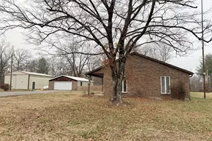 2407 Selmaville Rd, Salem, IL 62881 - Photo 2