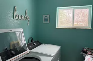 2407 Selmaville Rd, Salem, IL 62881 - Photo 12