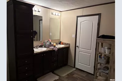 6874 White Walnut Rd Road, Pinckneyville, IL 62274 - Photo 8