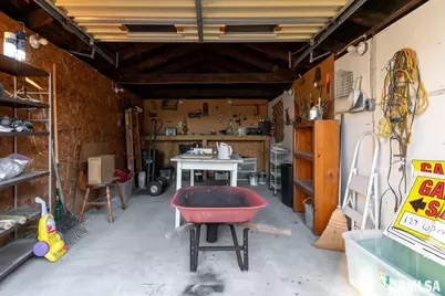 127 W Homer Street, Harrisburg, IL 62946 - Photo 12