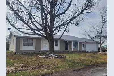 904 S Sunset Terrace Drive, Pinckneyville, IL 62274 - Photo 1