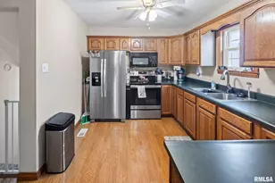 7302 Hoffman Rd, Centralia, IL 62801 - Photo 16