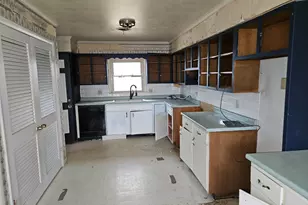 7345 US Hwy 45 S, Carrier Mills, IL 62917 - Photo 16