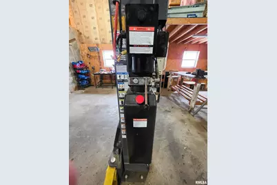 103 Watkins Street, Cisne, IL 62823 - Photo 30