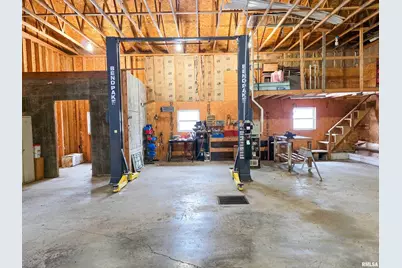 103 Watkins Street, Cisne, IL 62823 - Photo 6