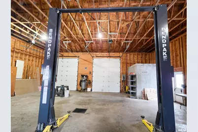 103 Watkins Street, Cisne, IL 62823 - Photo 4