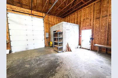 103 Watkins Street, Cisne, IL 62823 - Photo 10