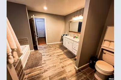 829 E Jefferson Street, Morris, IL  - Photo 32