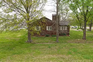 8576 Old Rte 13, Marion, IL 62959 - Photo 26