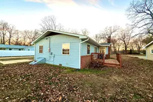 274 Oaktree Ave Ave, Salem, IL 62881 - Photo 40