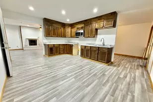 274 Oaktree Ave Ave, Salem, IL 62881 - Photo 2