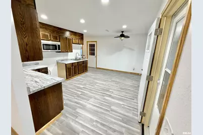 274 Oaktree Ave Avenue, Salem, IL 62881 - Photo 12