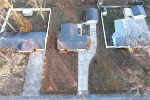 274 Oaktree Ave Ave, Salem, IL 62881 - Photo 6