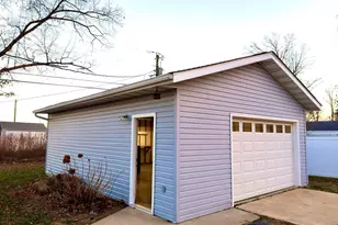 274 Oaktree Ave Ave, Salem, IL 62881 - Photo 34