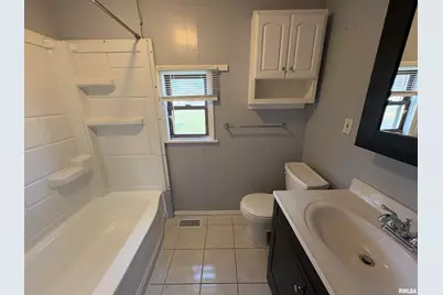 403 Wortby Street, Odin, IL 62870 - Photo 10