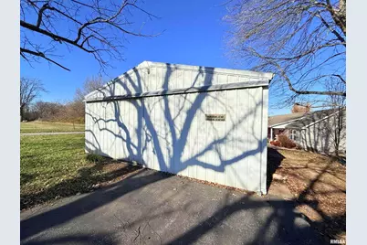 1708 N Yew St Street, Harrisburg, IL 62946 - Photo 6