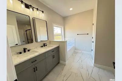 333 S Hanseman Street, Carbondale, IL 62901 - Photo 10