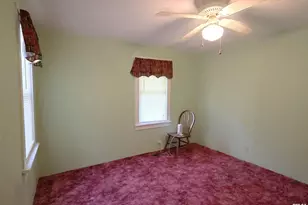 905 W Blair, Salem, IL 62881 - Photo 14