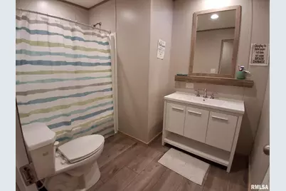 1300 Jackson Avenue, Sandoval, IL 62882 - Photo 10