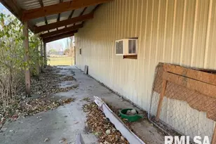 1112 McHaney Rd, Harrisburg, IL 62946 - Photo 24