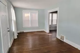 334 S Lincoln Blvd, Centralia, IL 62801 - Photo 6