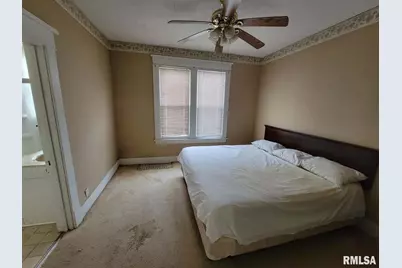 334 S Lincoln Boulevard, Centralia, IL 62801 - Photo 16