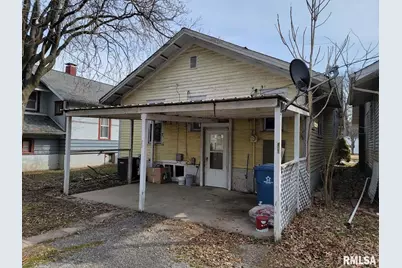 334 S Lincoln Boulevard, Centralia, IL 62801 - Photo 4