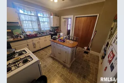 511 SE 4th Street, Fairfield, IL 62837 - Photo 12