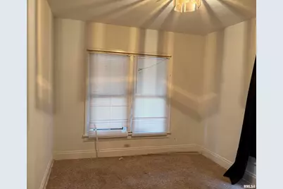 433 Linden, Centralia, IL 62801 - Photo 6