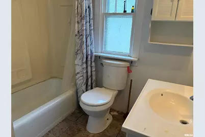 433 Linden, Centralia, IL 62801 - Photo 8