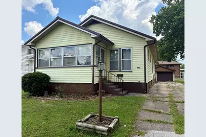 433 Linden, Centralia, IL 62801 - Photo 1