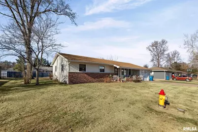 20 Bel Air Drive, Centralia, IL 62801 - Photo 4