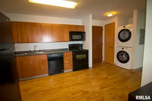 2900 River Dr Dr, Moline, IL 61265 - Photo 4