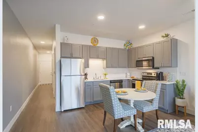 801 Bend Blvd Boulevard, Moline, IL 61244 - Photo 4