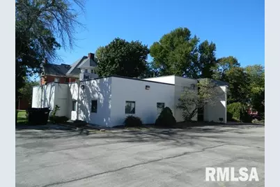 333 4th Avenue S, Clinton, IA 52732 - Photo 2