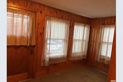 3316 Avenue Of The Cities Avenue, Moline, IL 61265 - Photo 4