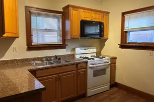 3316 Ave Of The Cities Ave, Moline, IL 61265 - Photo 10