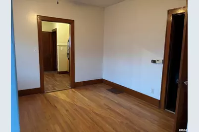 3316 Avenue Of The Cities Avenue, Moline, IL 61265 - Photo 8