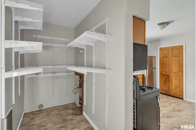 217 N 5th Avenue, New Windsor, IL 61465 - Photo 8