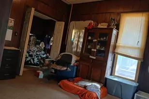 409 Maple St, Seaton, IL 61476 - Photo 8