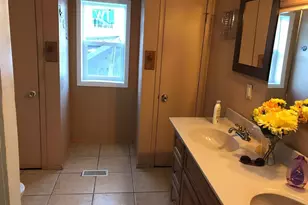 716 W 3rd St, Kewanee, IL 61443 - Photo 34