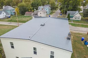 716 W 3rd St, Kewanee, IL 61443 - Photo 10