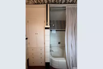 215 3rd Street, Carmi, IL 62821 - Photo 32