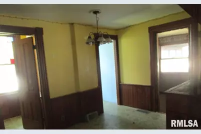 504 N College Avenue, Aledo, IL 61231 - Photo 10