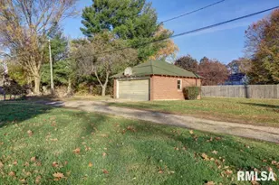 802 4th Street W, Sterling, IL 61081 - Photo 28
