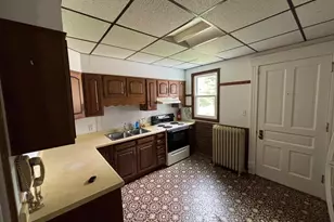 802 4th Street W, Sterling, IL 61081 - Photo 14