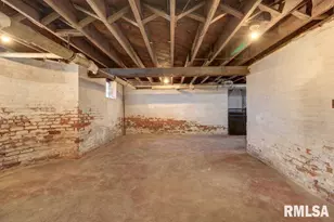 802 4th Street W, Sterling, IL 61081 - Photo 58