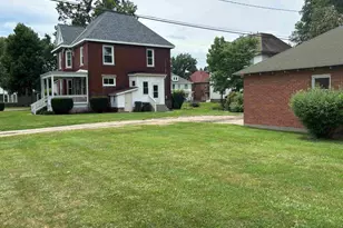 802 4th Street W, Sterling, IL 61081 - Photo 8