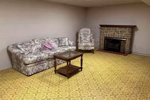 630 Mission Dr, Kewanee, IL 61443 - Photo 52